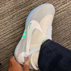 Nike adapt bb mags